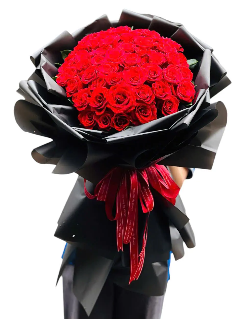 Bó hoa tròn hồng đỏ ngoại giấy đen